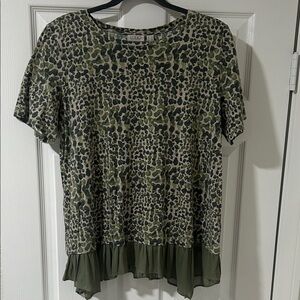 LOGO by Lori Goldstein Green Camo Print Blouse